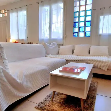 Apartmán Bel 2 Au Calme Centre Arenes